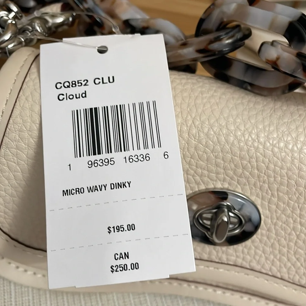 Coach Micro Wavy Dinky Bag In Coachtopia Leather / Cloud NWT - Picture 16 of 17